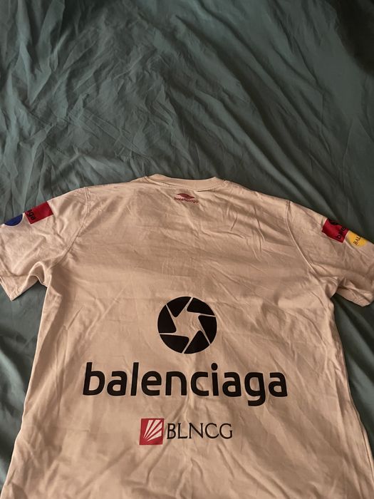 Тениска на balenciaga