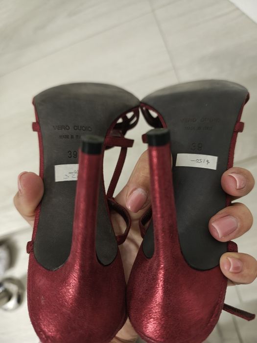 Sandale  marime 38