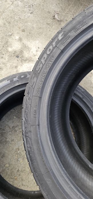 255 40 R 18 Toyo vară