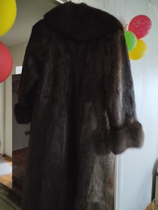 Продам шубу нутрия