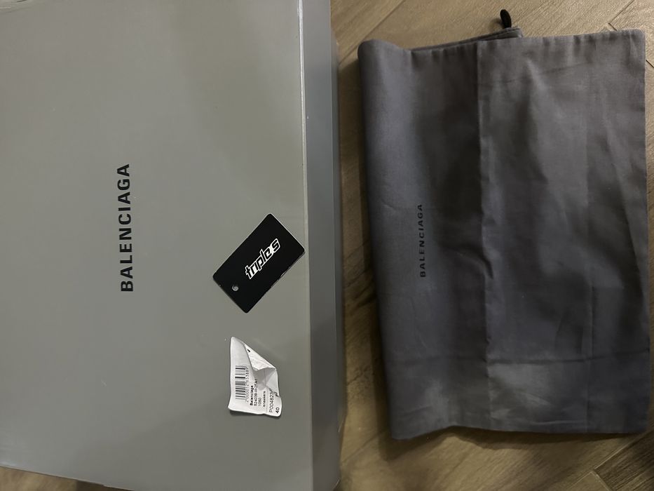 Balenciaga Triple S originali cu factura femei 40 negru/roz