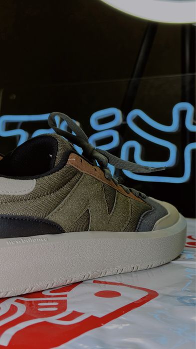 Продам кроссовки оптом