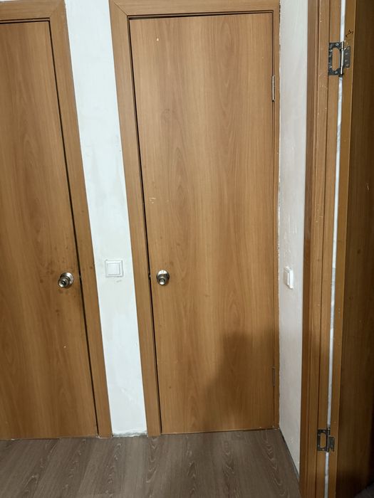 Продам межкомнатную дверь