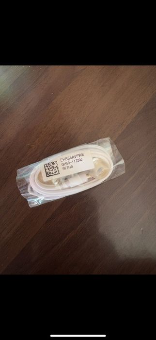 Наушники samsung