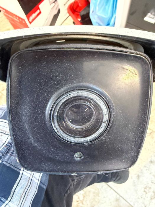 Hikvision DS‑2CD4A26FWD‑IZS/P ANPR 8–32mm – Cameră supraveghere profesională recunoaste numere inmatriculare