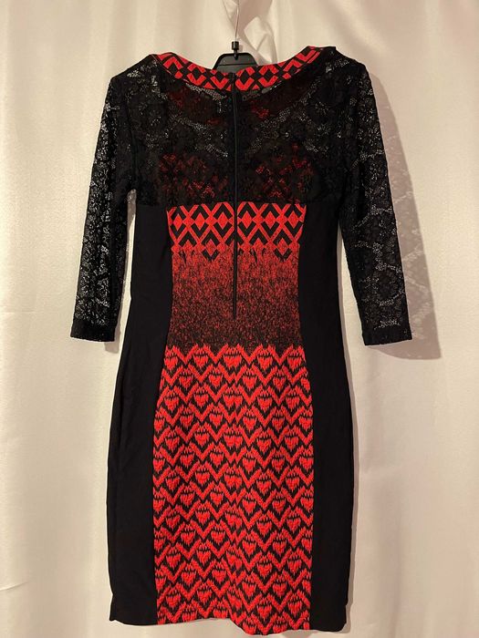 Страхотна рокля на Lucy