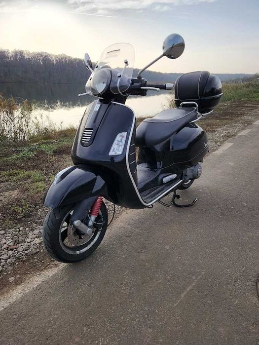 Piaggio Vespa GTS 300 inmatriculat