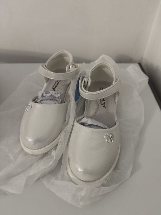 Туфли на девочку