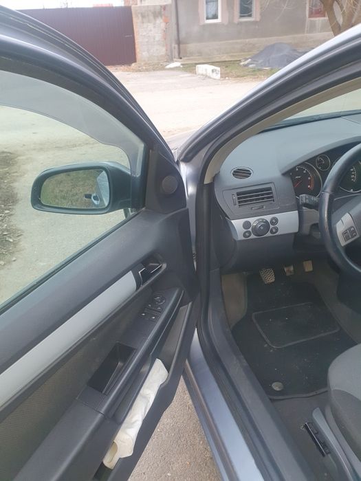 Vand opel astra h.