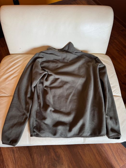 The North Face.         д