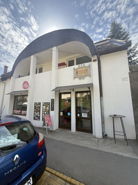 Inchiriez spatiu comercial/pentru birouri