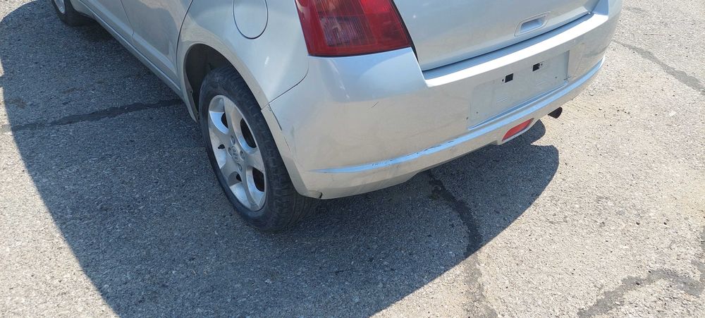 Suzuki Swift 1,3 i, Сузуки Суифт
 2006, За части