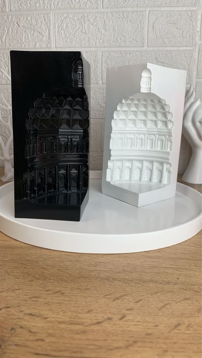 Подсвечник, держатель для книг