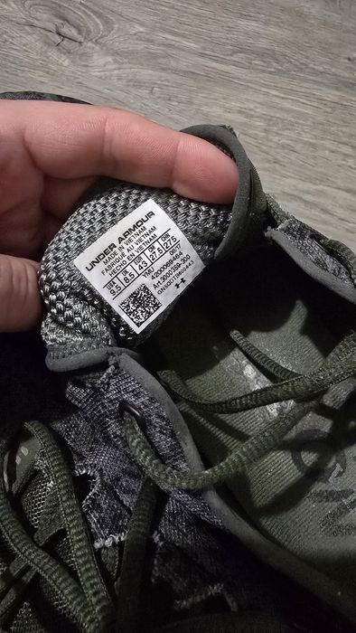Adidasi Under Armour