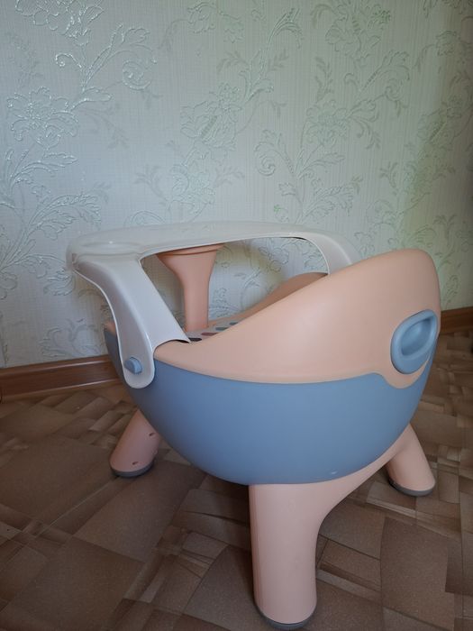 Анатомический стульчик для кормления 3в1