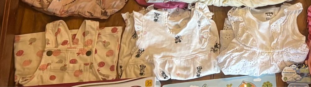 Бебешки дрехи много запазени