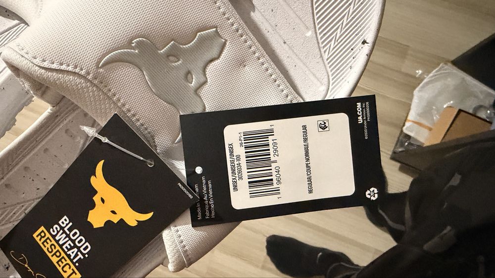 Papuci noi  Under armour project rock 3 marimea 45.