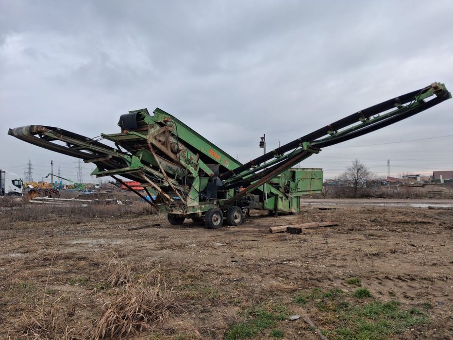 Stație sortare Terex Finlay 393

An 2000
Se tractează cu cap tractor.
Stare foarte buna de functionare.
Accept orice test

Pret 28000 euro. Telefon: 0