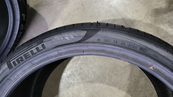 325/30/23/PIRELLI/2бр
