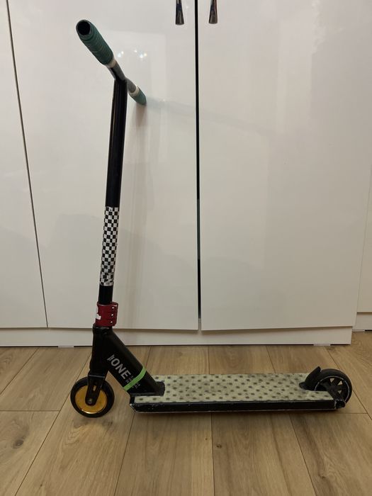 Самокат универсал трюковой