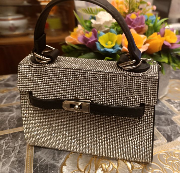 Свадебная,вечерняя сумочка с камнями как Сваровски