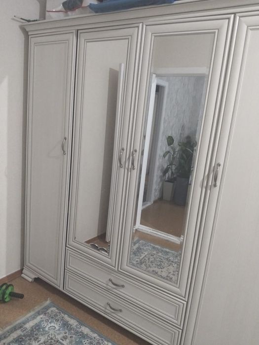 Распашной шкаф  Тиффани