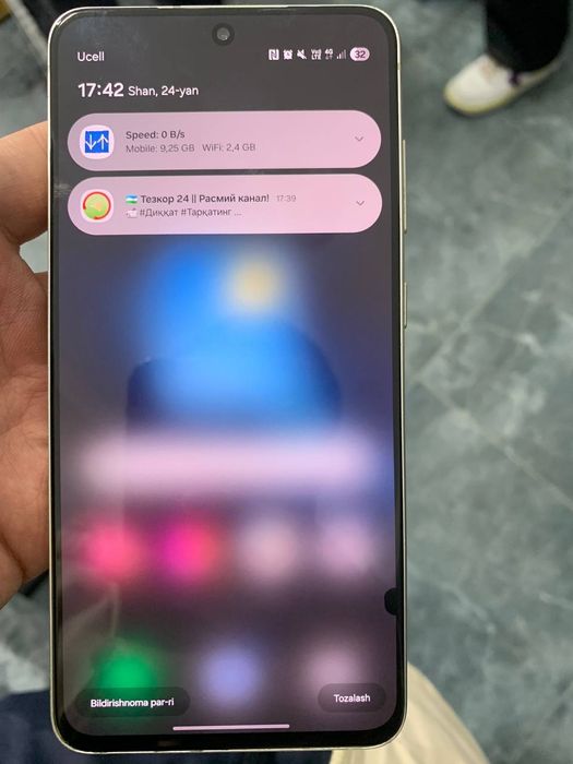 Samsung s21 FE telefoni