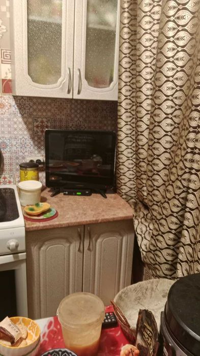 Кухонный гарнитур, 1,6 м