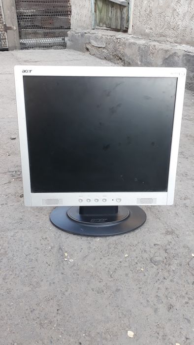 Продам комп маниторы