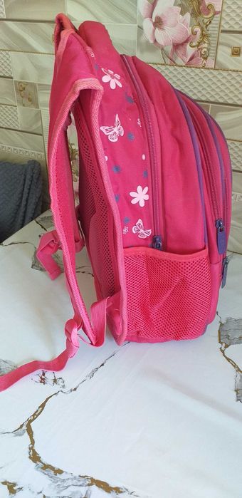 продам недорого портфель б/у для девочки цена 2000т