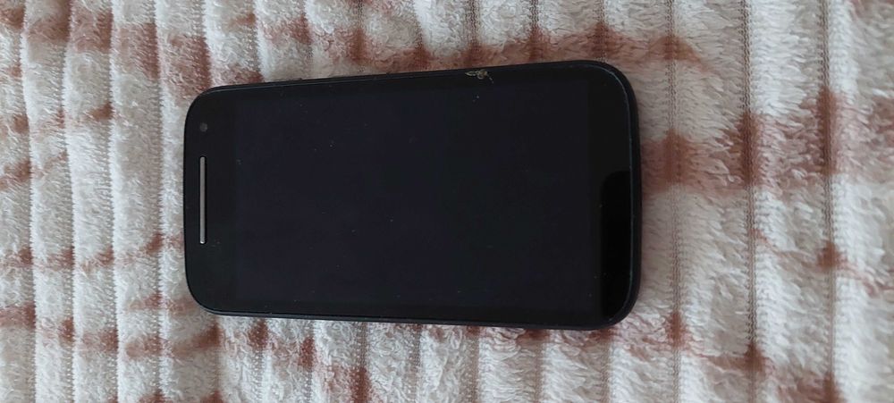 Телефони за продажба