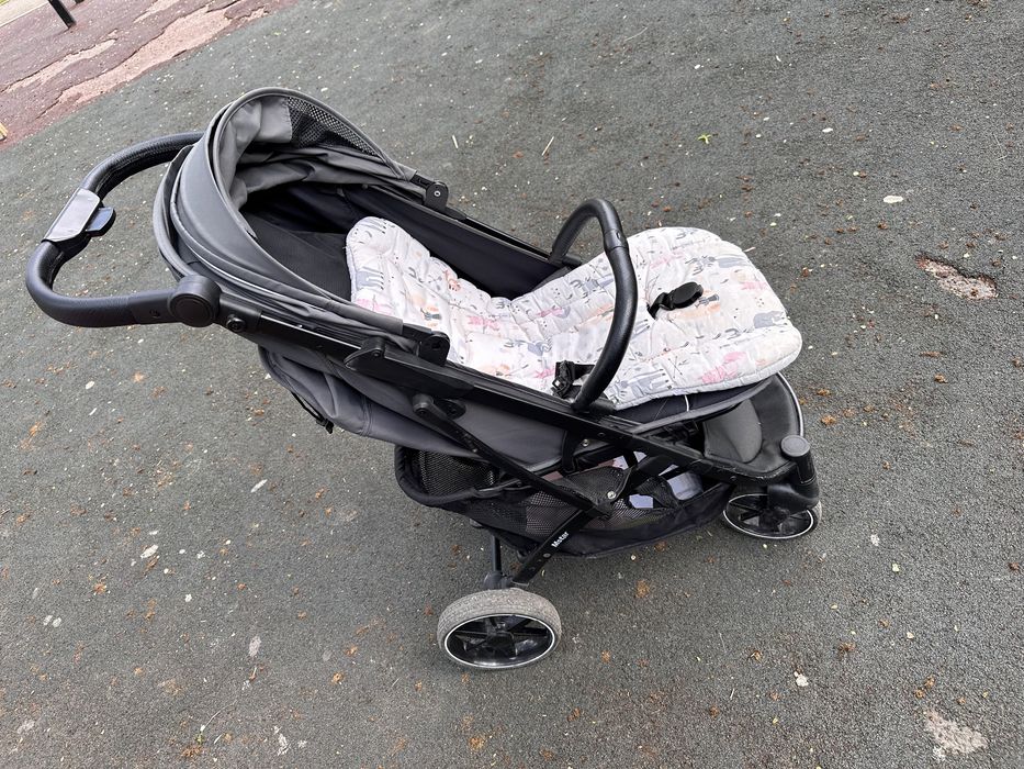 Продам детскую коляску