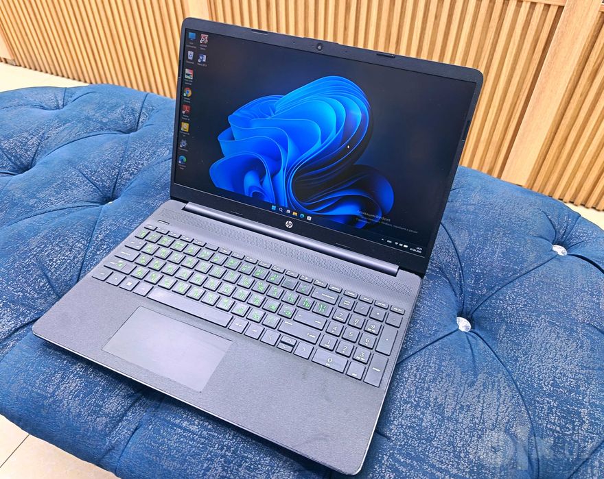 Noutbuk HP core i3 12-avlod