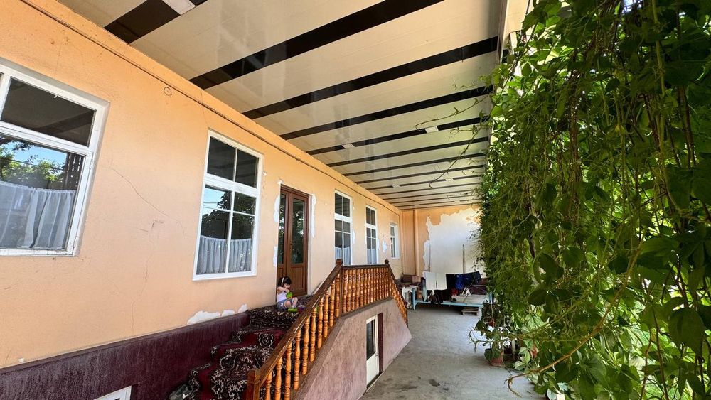 Iy Sotiladi. Hovli 8 sotix