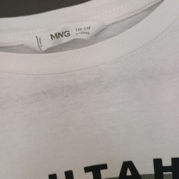 Vând Bluzițe baieti .