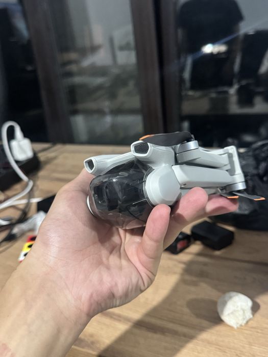 Dji, mini 3 с пультом и один акб