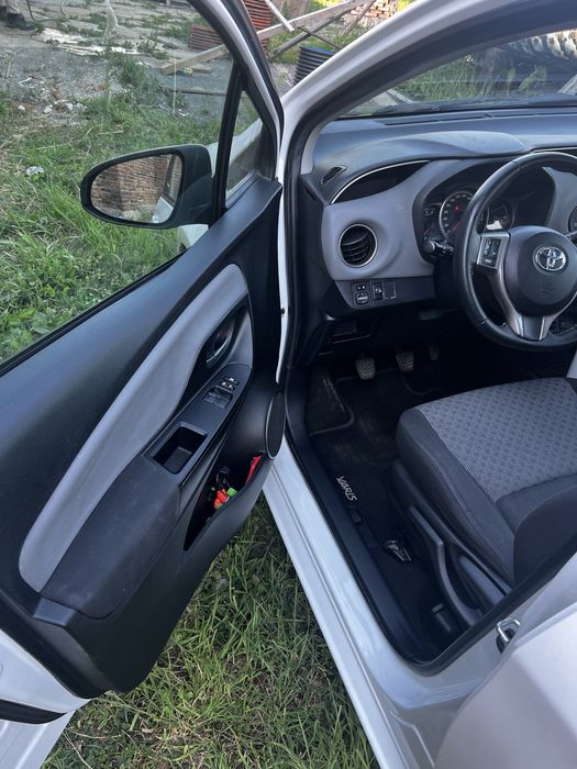 Toyota Yaris 1.4D4D- 90k.c.6ск.Камера Нов внос Регистрирана