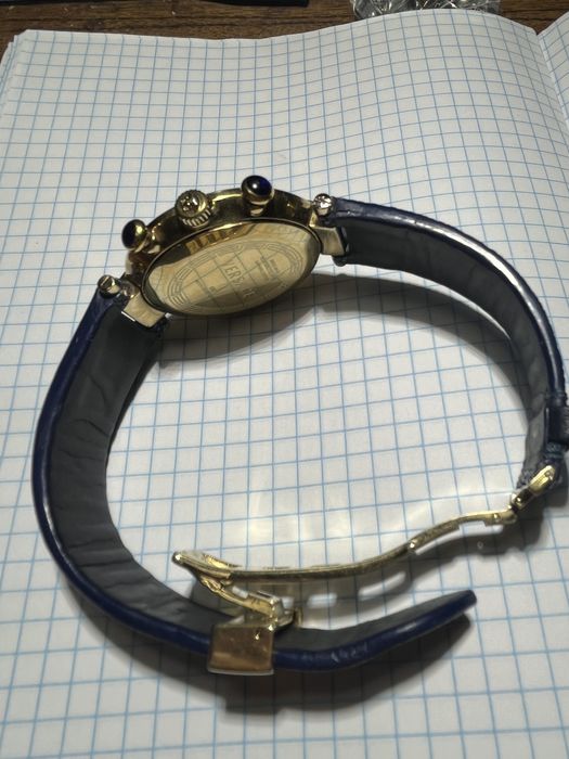 Наручные часы Versace