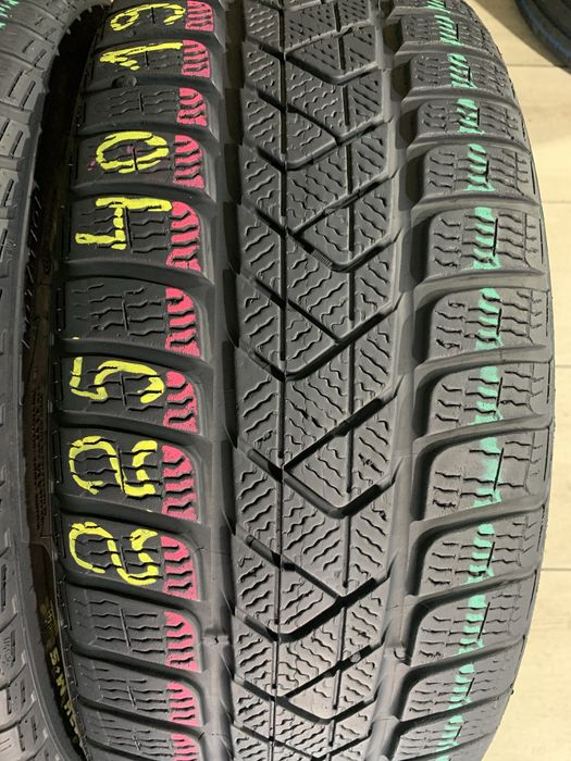 Set 255 35 19 / 225 40 19 iarna run flat