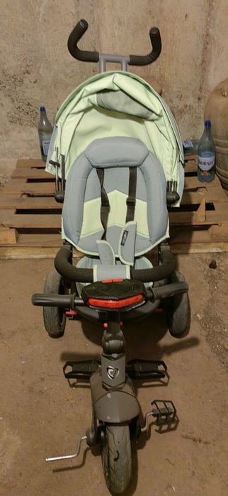 Vând tricicletă copil 1-4 ani stare perfectă