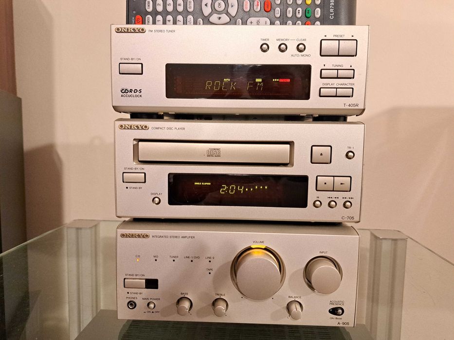 Sistem audio compact Onkyo Intec 205 A905, C705, T405R