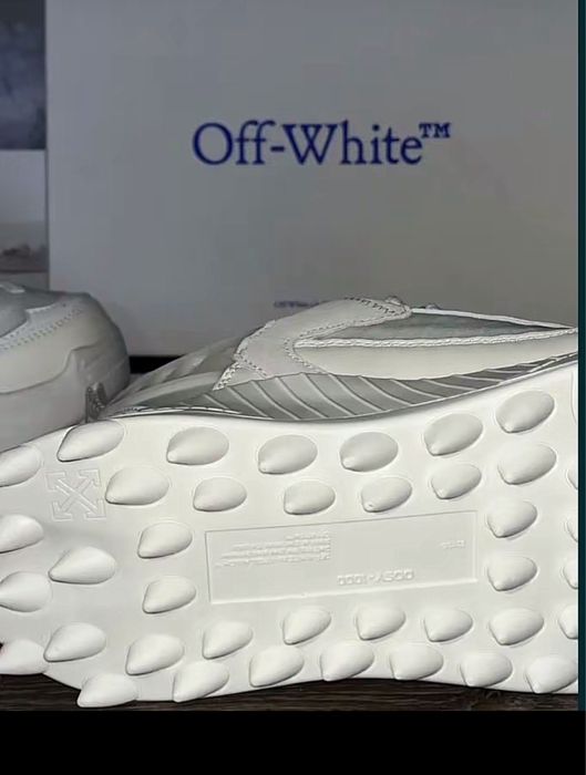 Off-White Odsy 1000