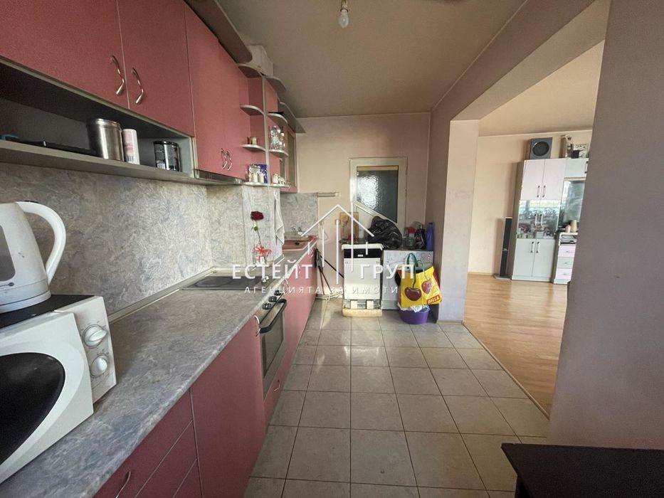 Продава се Четиристаен апартамент в Варна, Зимно кино Тракия - 142 кв.м за 1620 €/кв.м - Снимка #6