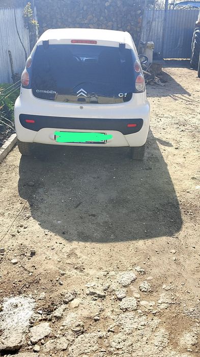 Vând Citroen  C1 sau schimb cu un tractor
