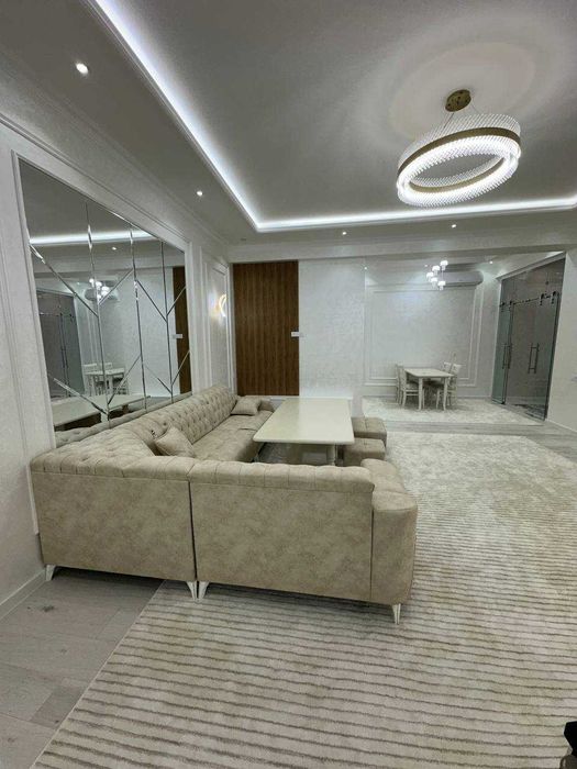 Продаётся 3х комнатная люкс квартира