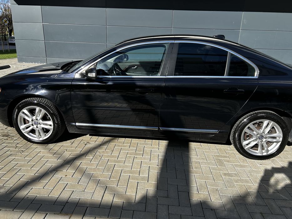 Продавам Volvo S 80