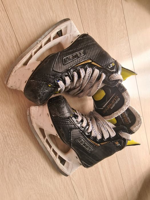 Коньки BAUER Supreme S27