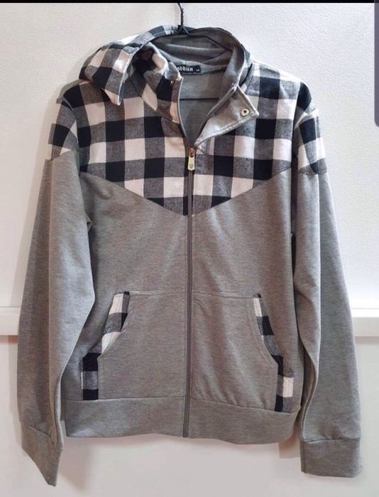 Lot hanorace băieți, set de 8 buc toate 150 lei