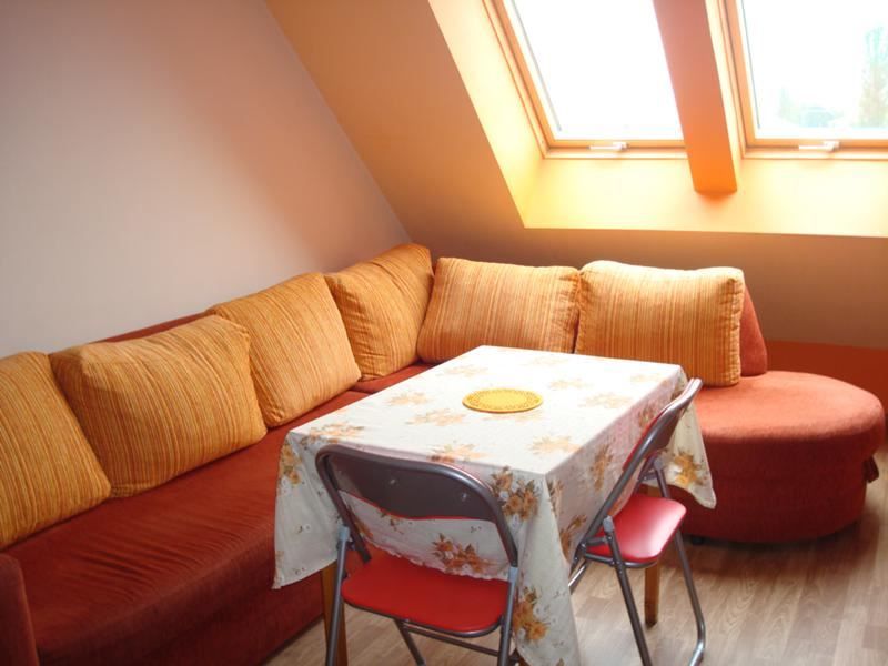 Дава се под наем Двустаен апартамент в София, Дружба 2 - 45 кв.м за 499.8 € - Снимка #1