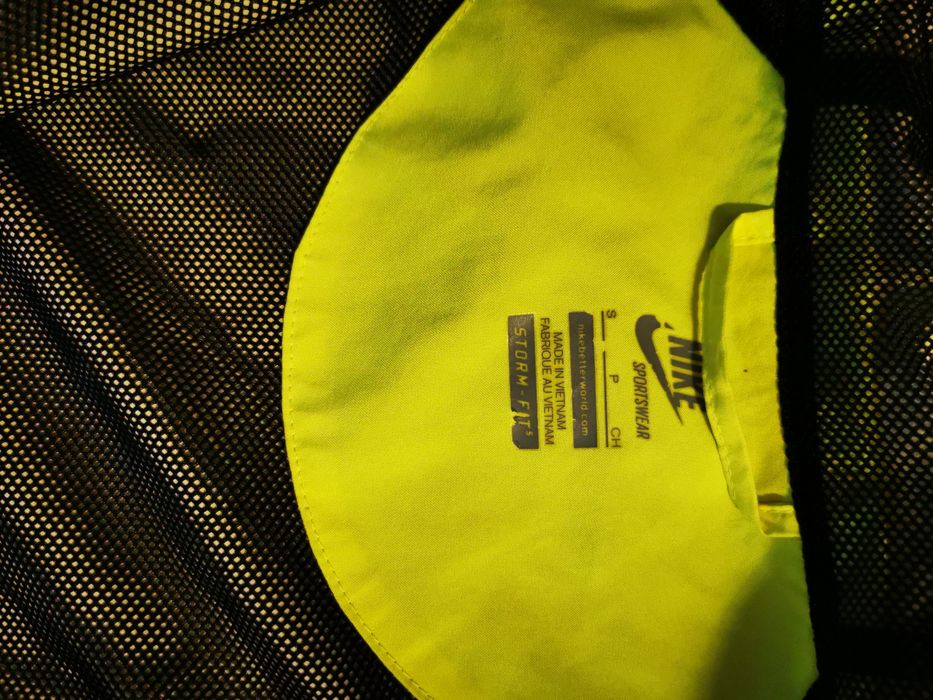 Jacheta Nike Storm Fit S salewa hoka mammut salomon marmot